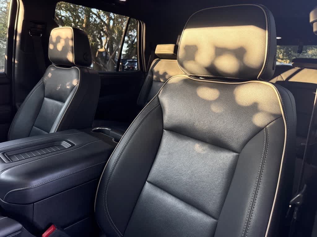 2023 Gmc Yukon SLT photo 14