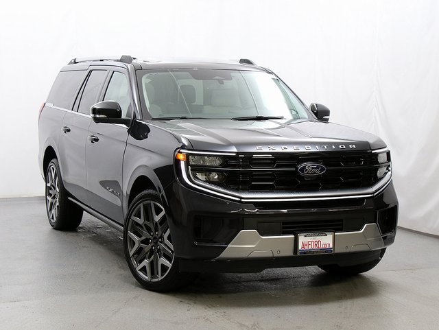 2025 Ford Expedition Platinum's photo