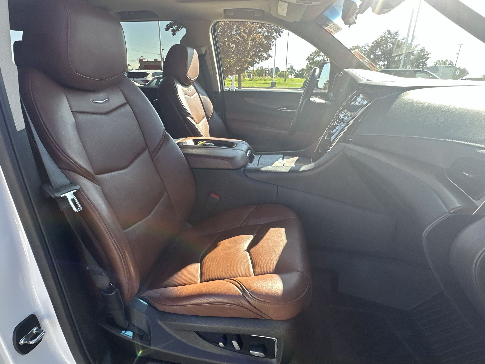 2019 Cadillac Escalade ESV Premium Luxury photo 26