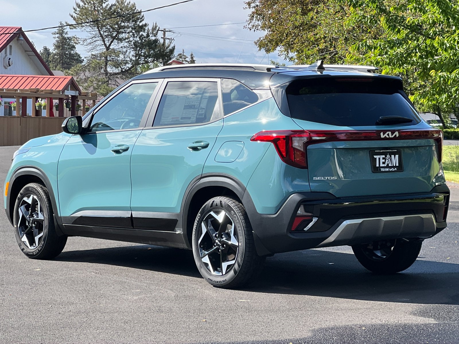 2025 Kia Seltos S photo 5