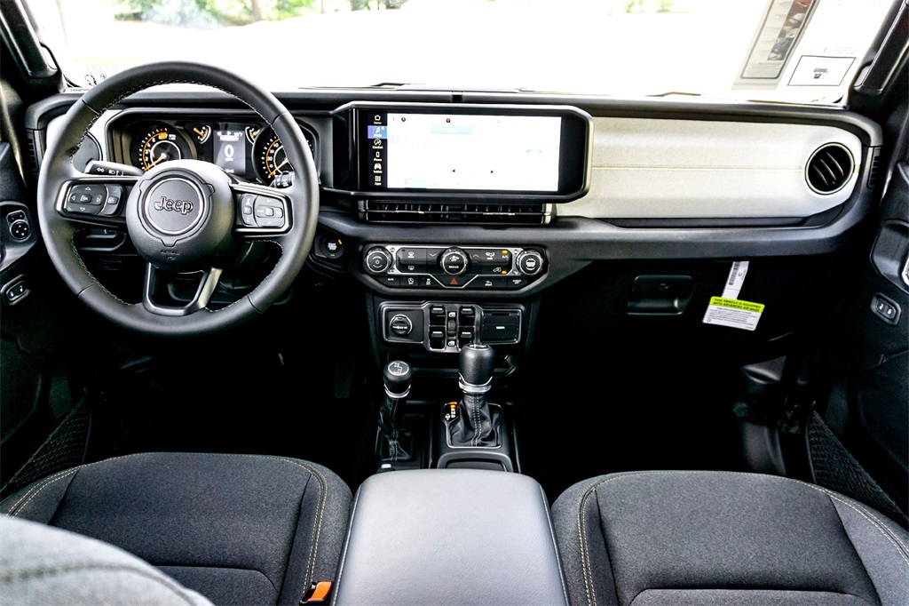 2025 Jeep Wrangler Sport S photo 19