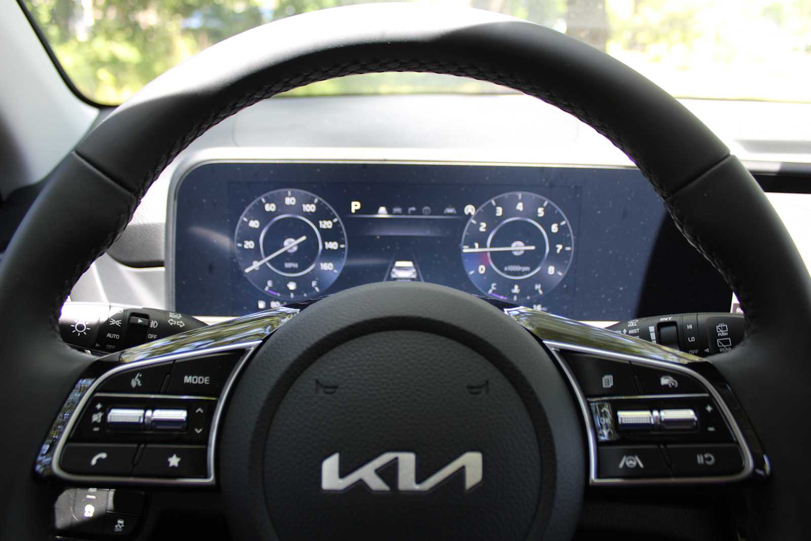 2025 Kia Seltos EX photo 23