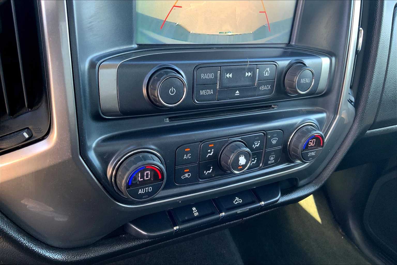2017 Chevrolet Silverado 1500 LT photo 26