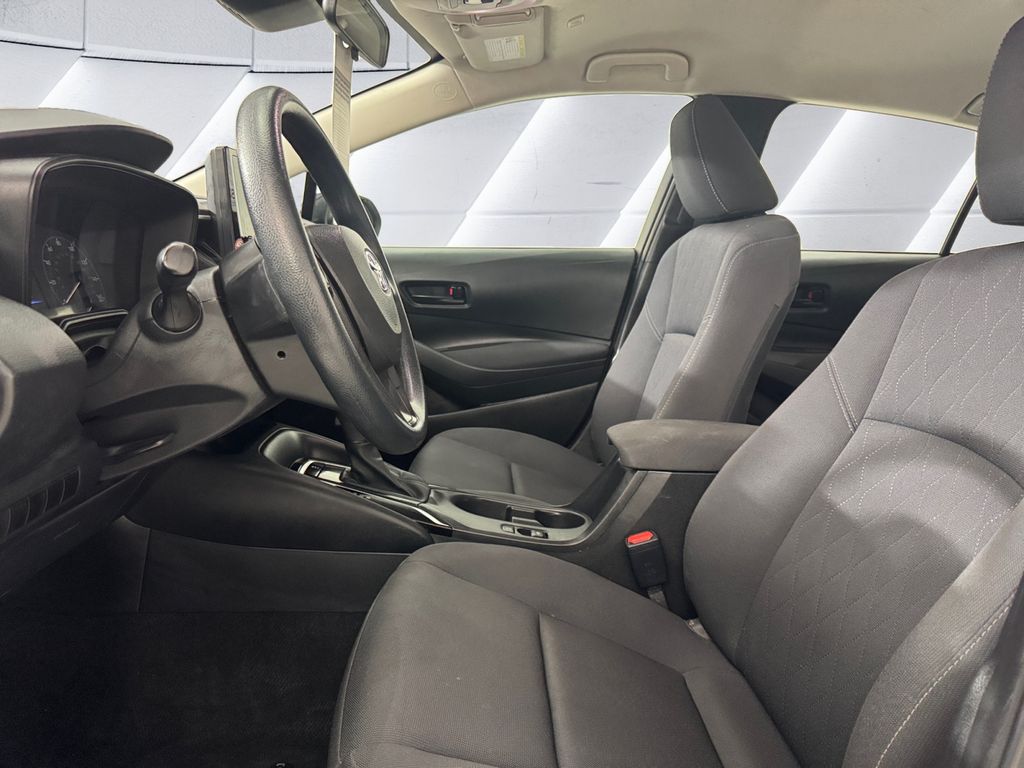 2023 Toyota Corolla LE photo 7