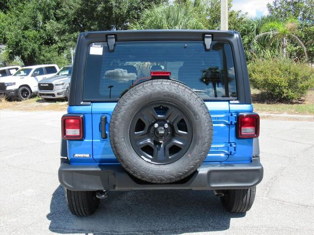 2025 Jeep Wrangler Sport photo 5