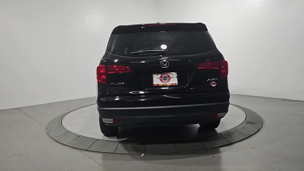 2018 Honda Pilot EX-L photo 4