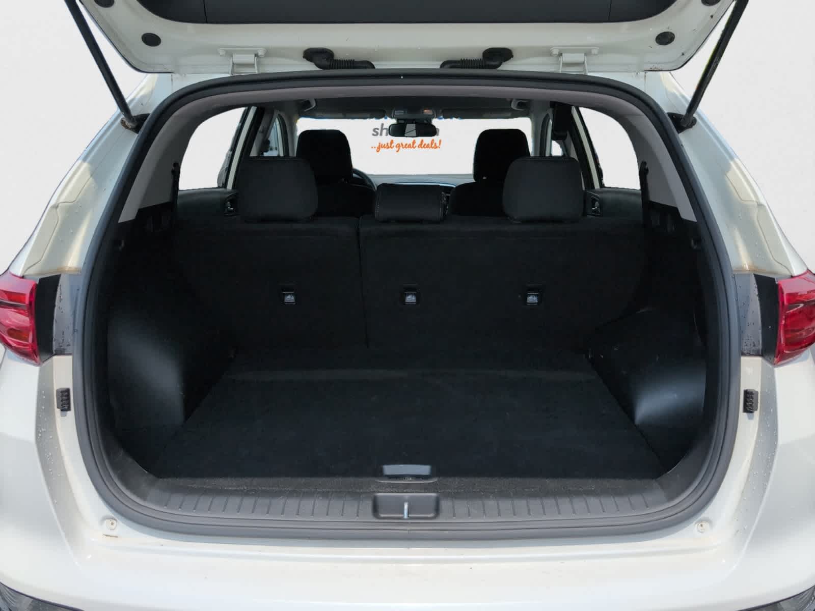 2022 Kia Sportage LX photo 18