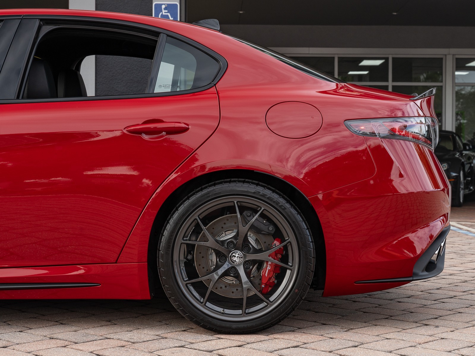 2024 Alfa Romeo Giulia Quadrifoglio photo 10