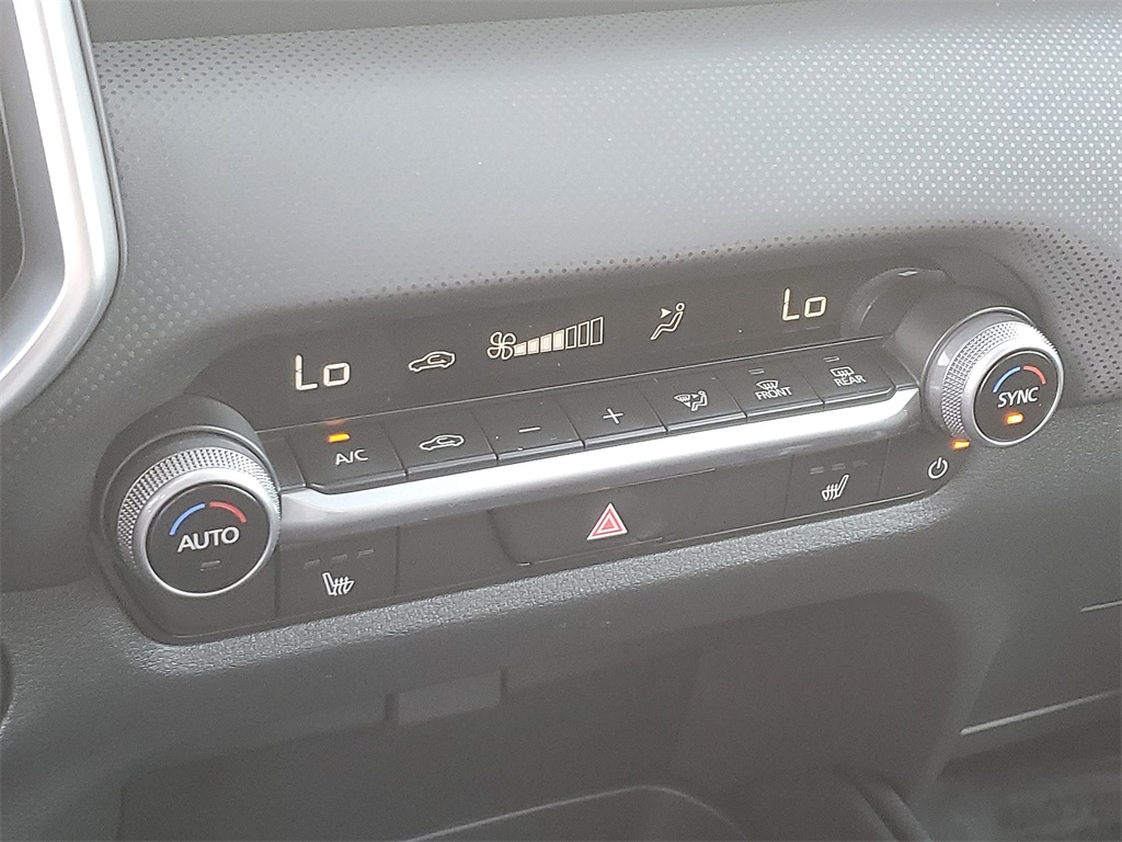 2025 Mazda CX-50 Preferred photo 11