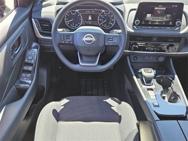 2026 Nissan Rogue S photo 4