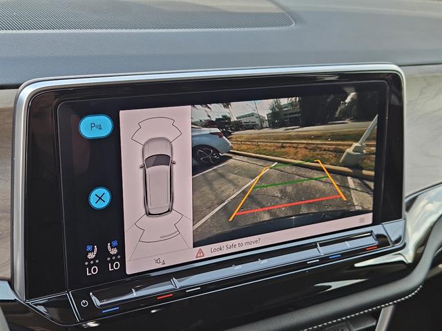 2024 Volkswagen Atlas SE Technology photo 13