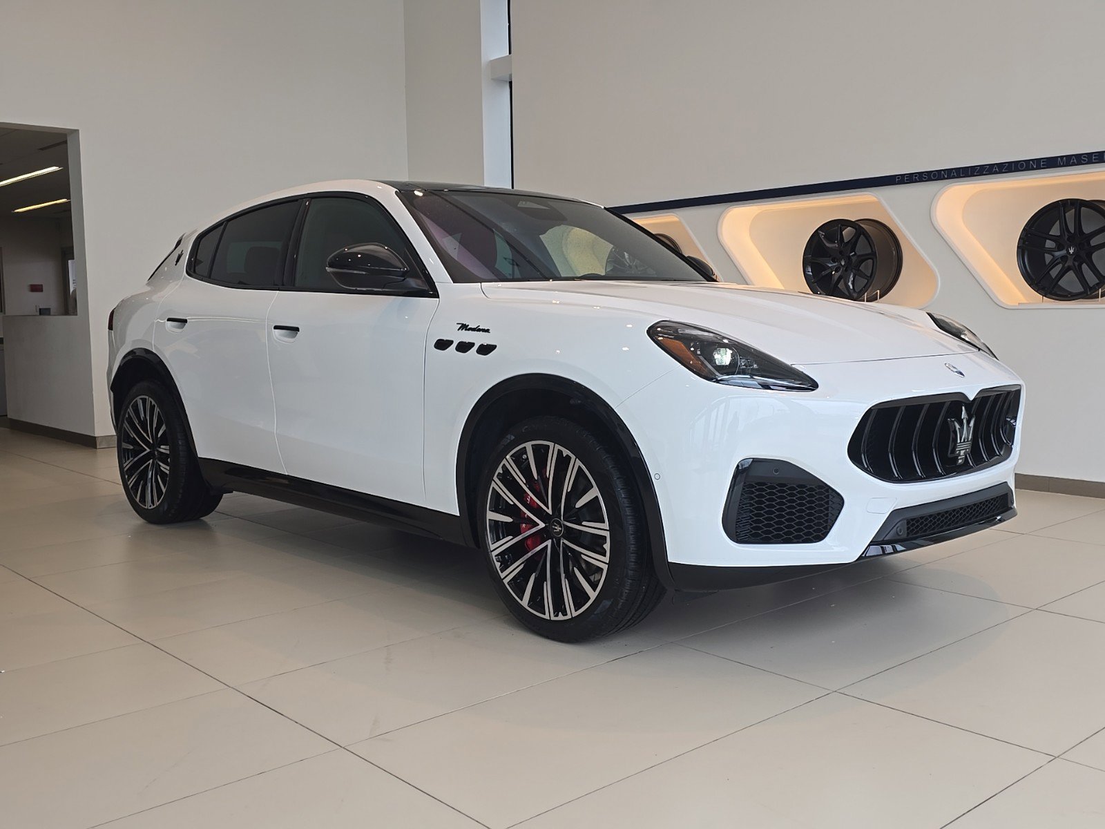 2025 Maserati Grecale Modena photo 2