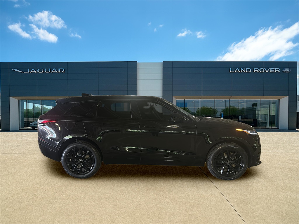 2026 Land Rover Range Rover Velar SE photo 3