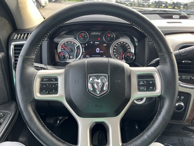 2014 Ram 3500 Laramie photo 8