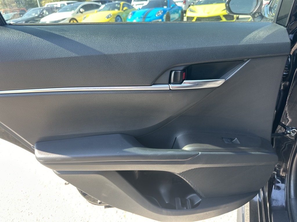 2022 Toyota Camry XSE photo 25