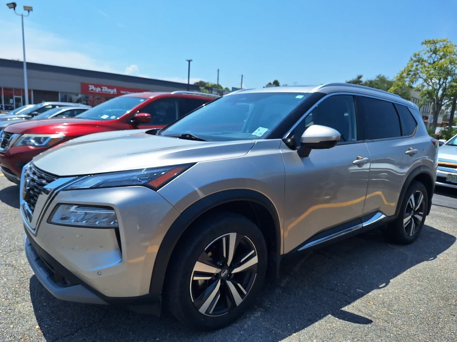 2021 Nissan Rogue SL's photo