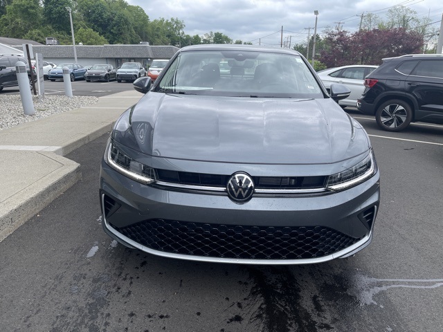 2025 Volkswagen Jetta 1.5T SEL photo 4