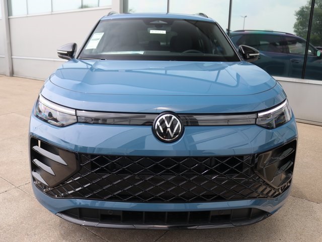 2025 Volkswagen Tiguan SE R-Line Black photo 2