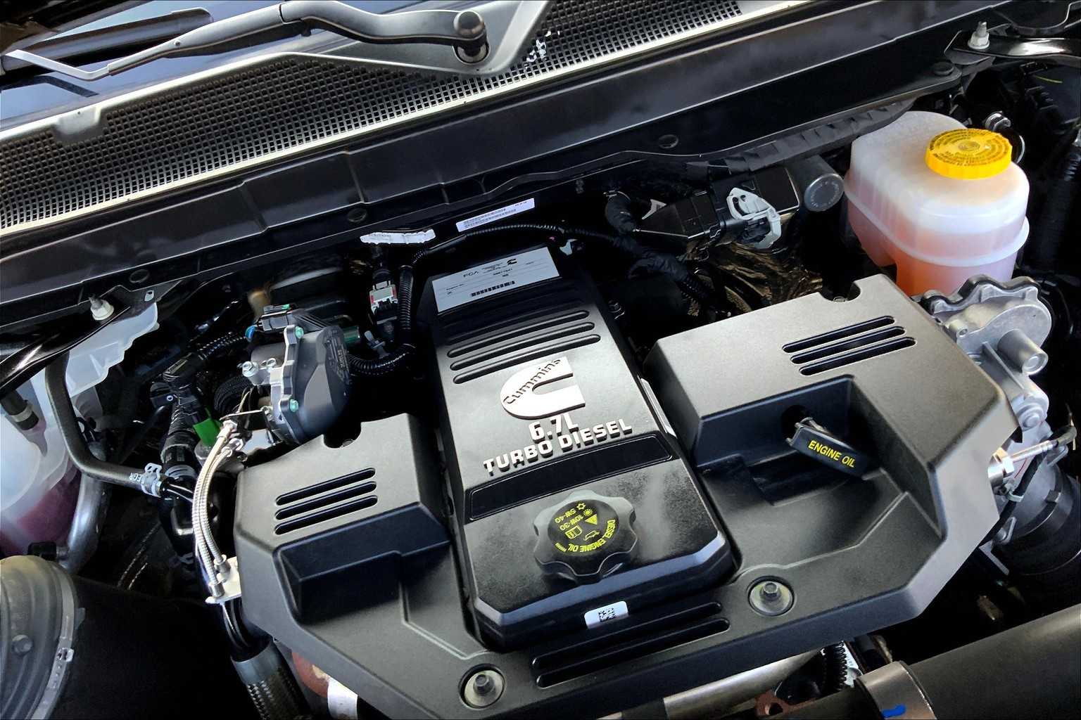 2024 Ram 3500 Laramie photo 30