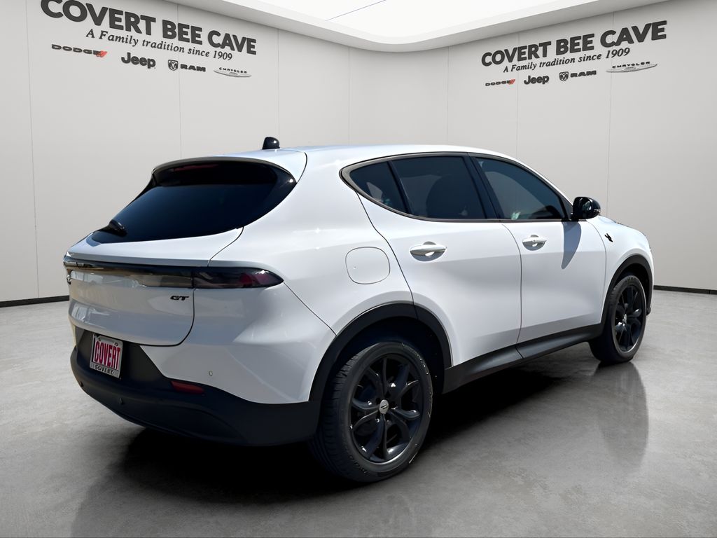 2025 Dodge Hornet GT photo 7