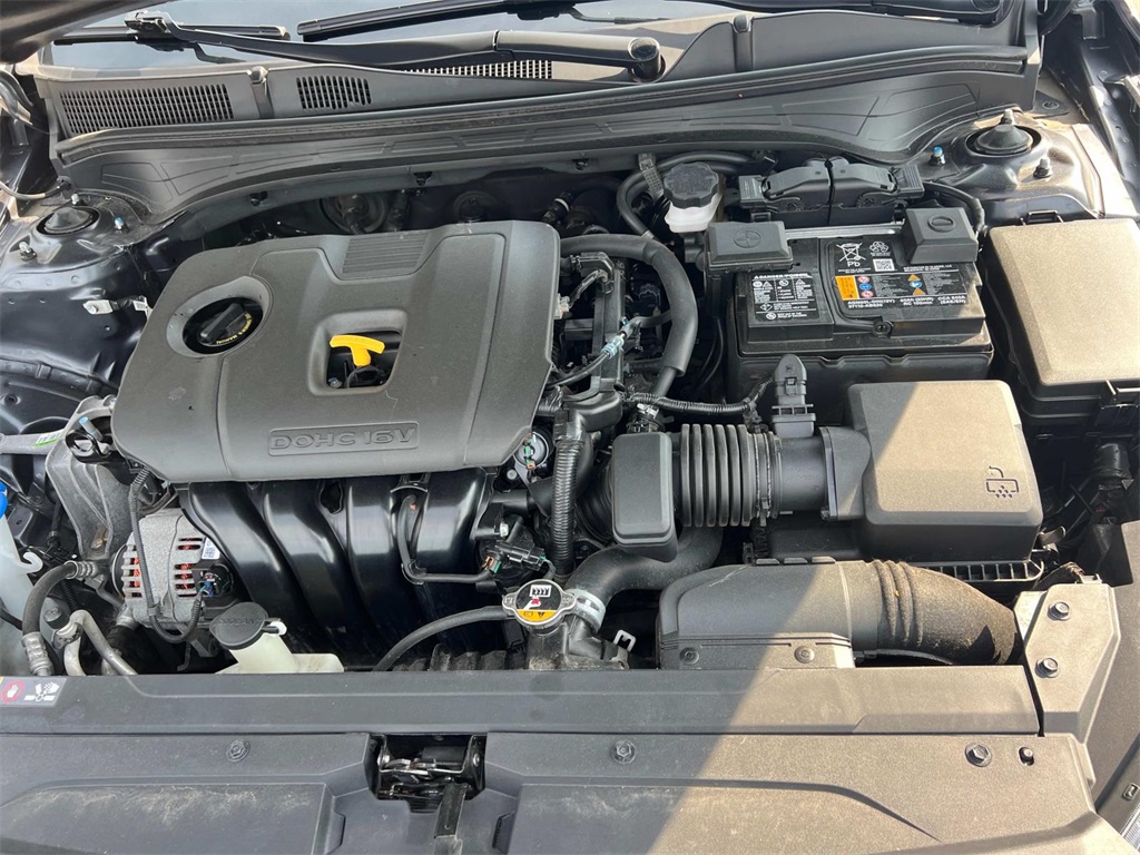 2022 Kia Forte GT-Line photo 9