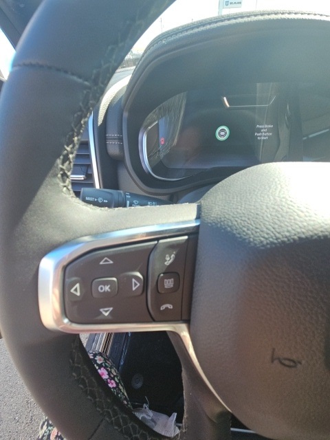 2025 Ram 2500 Laramie photo 12