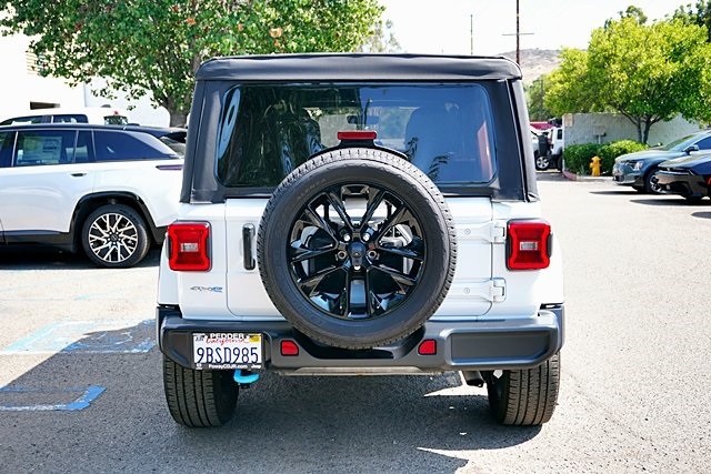2022 Jeep Wrangler Unlimited Sahara 4xe photo 8