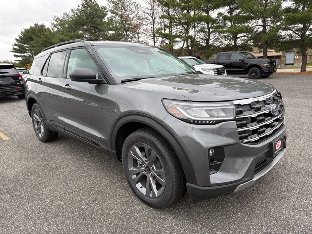 2026 Ford Explorer Active's photo