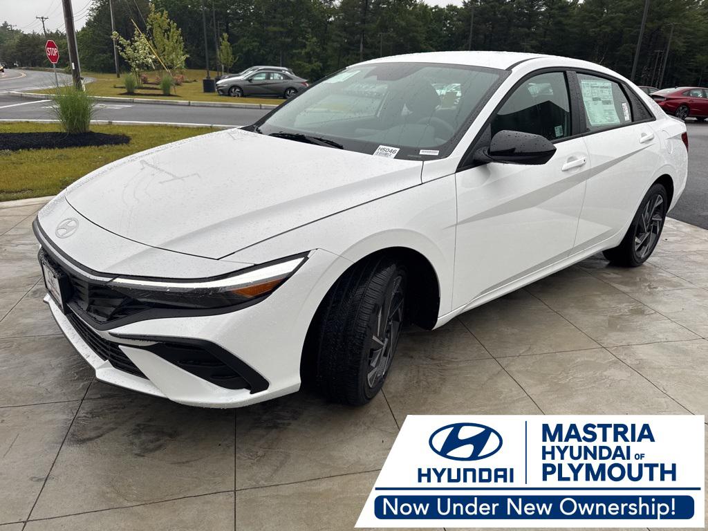 2025 Hyundai Elantra Blue's photo