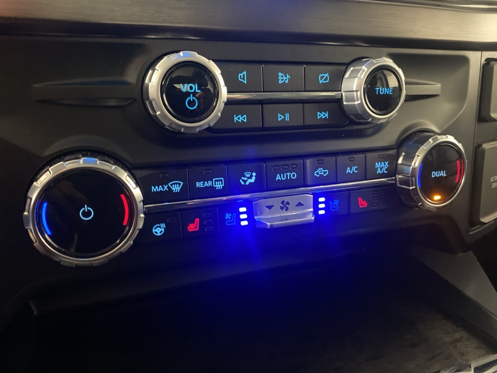2024 Ford F-250 Lariat photo 19