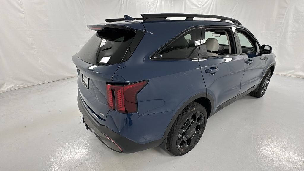 2025 Kia Sorento X-Line SX photo 3