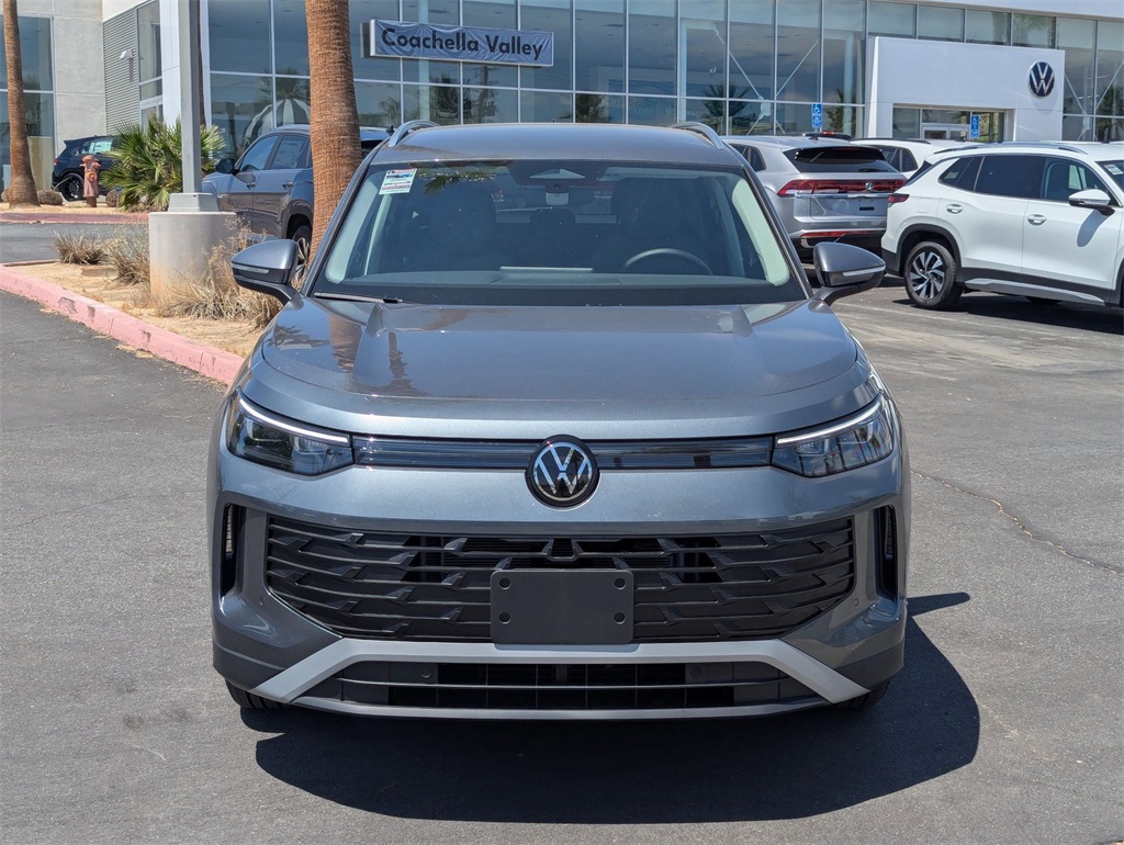 2025 Volkswagen Tiguan SE photo 6