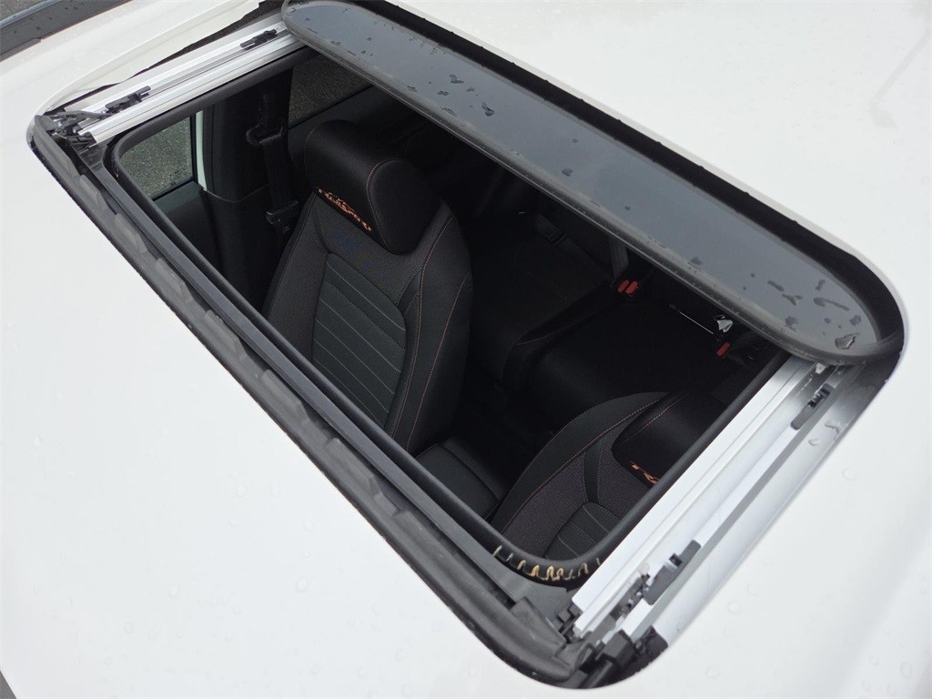 2026 Honda CR-V Hybrid photo 2