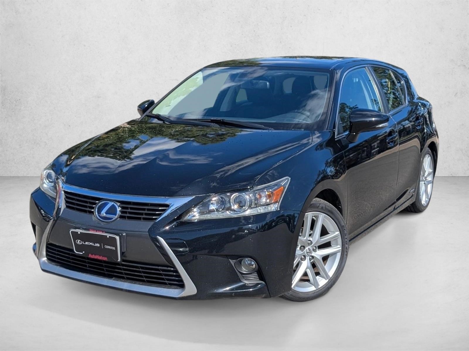 2015 Lexus CT Base