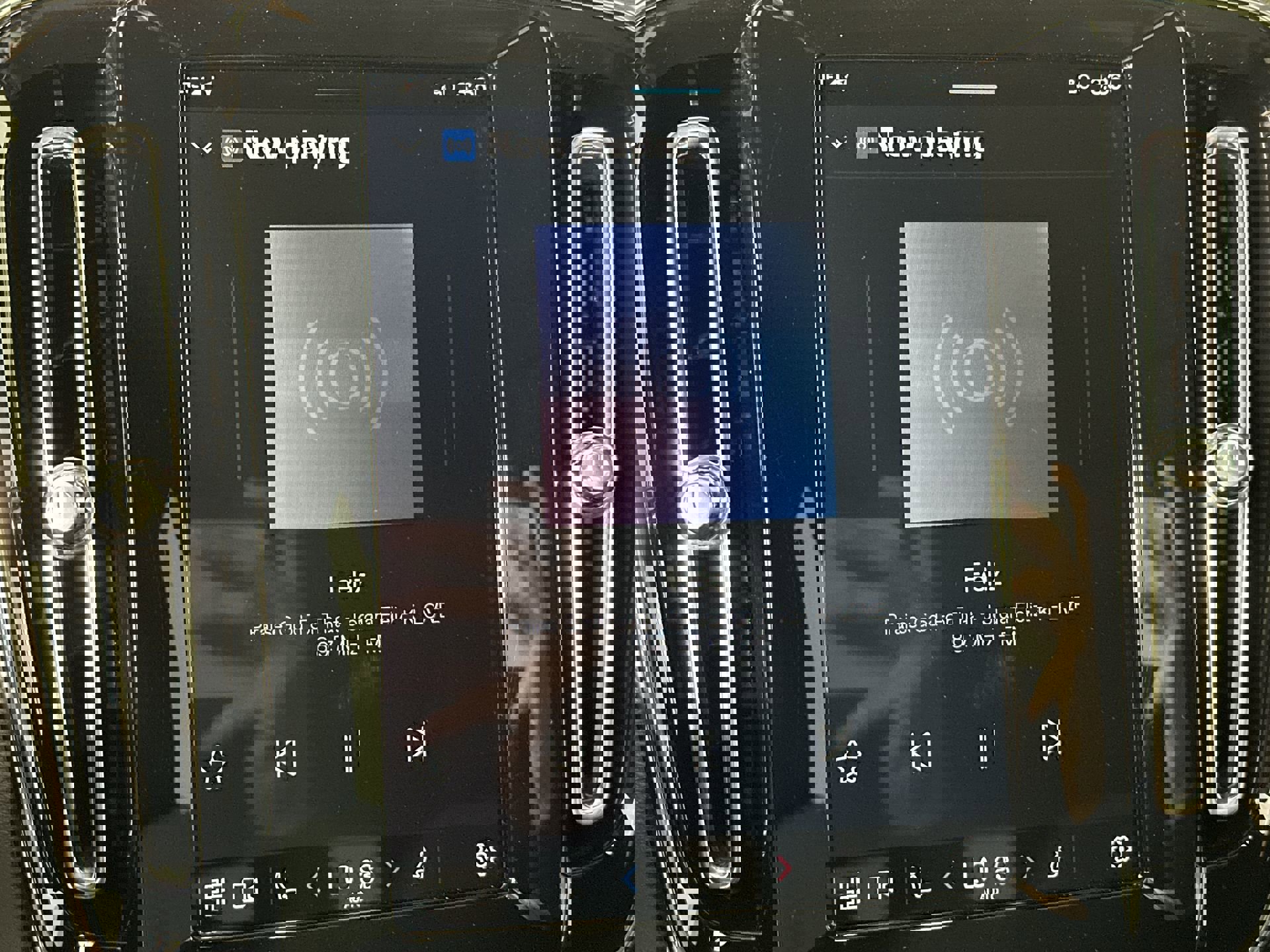 2025 Volvo XC40 Core photo 12