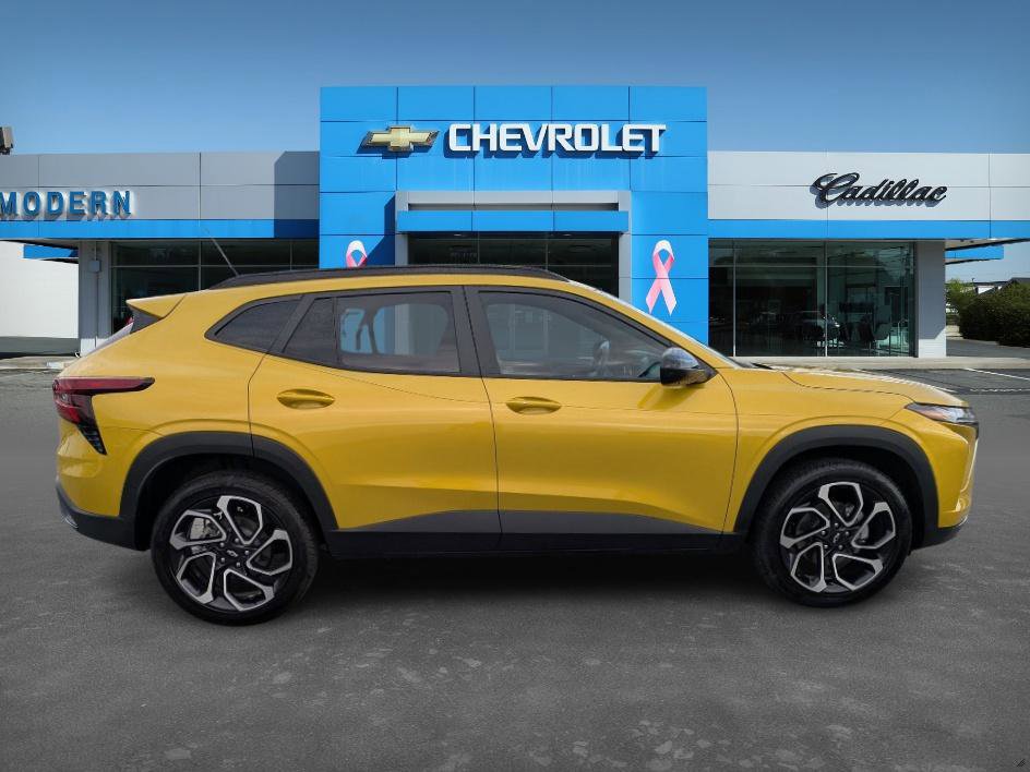 2025 Chevrolet Trax photo 4