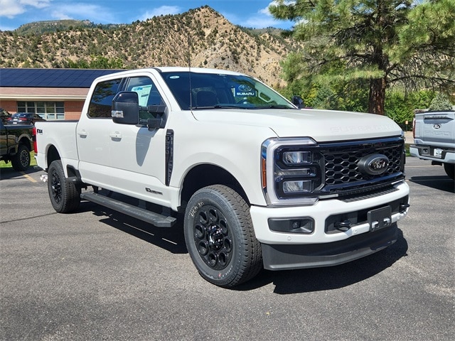 2025 Ford F-250 Super Duty Lariat's photo