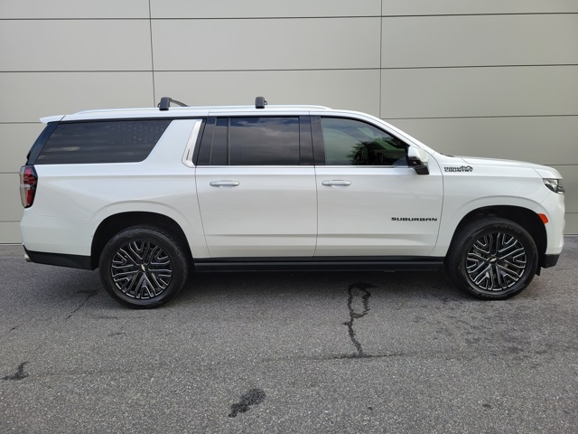 2021 Chevrolet Suburban High Country photo 10