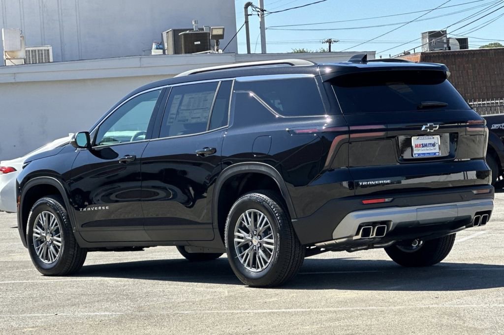2026 Chevrolet Traverse photo 6