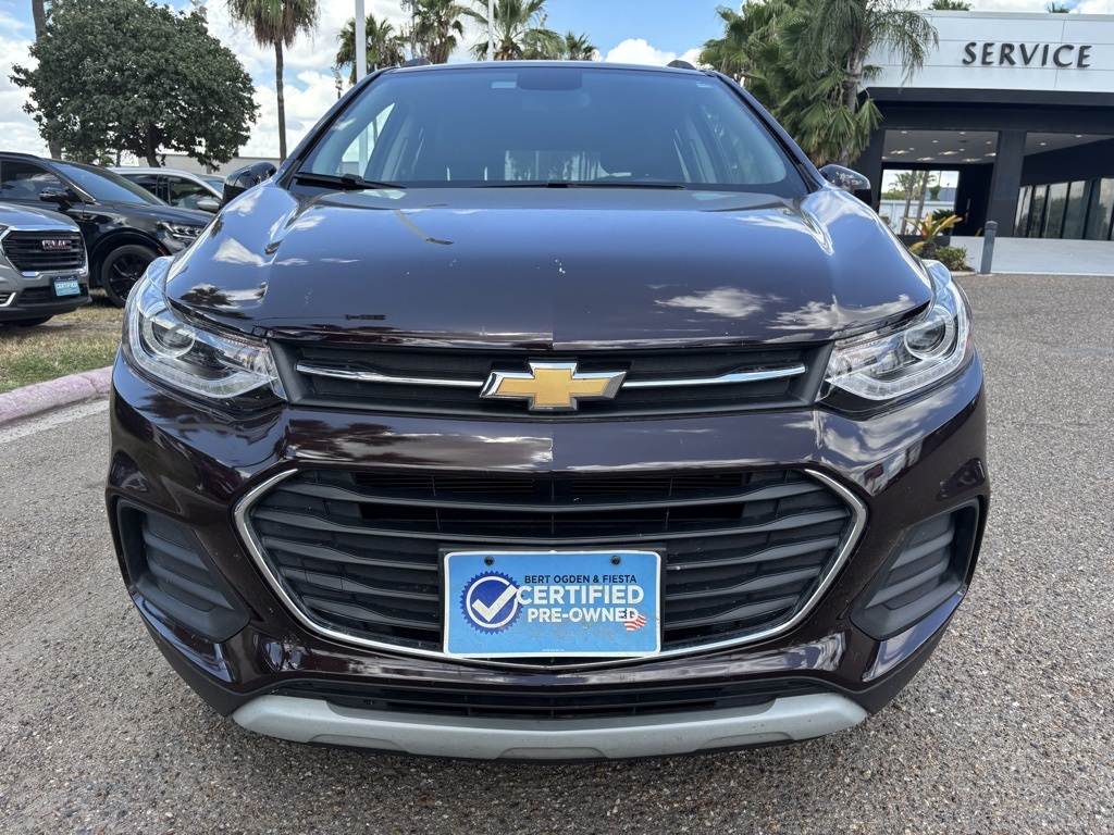 2022 Chevrolet Trax LT photo 2