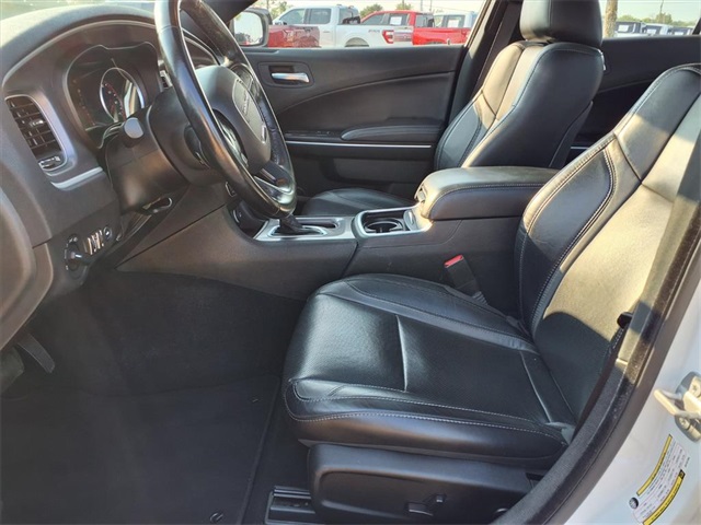 2022 Dodge Charger SXT photo 4