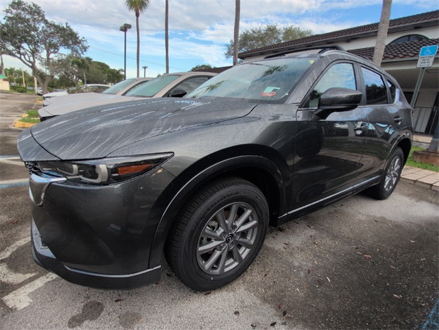 2025 Mazda CX-5 2.5 S Preferred photo 3
