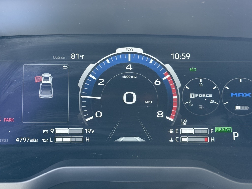 2025 Toyota Tundra Limited photo 22