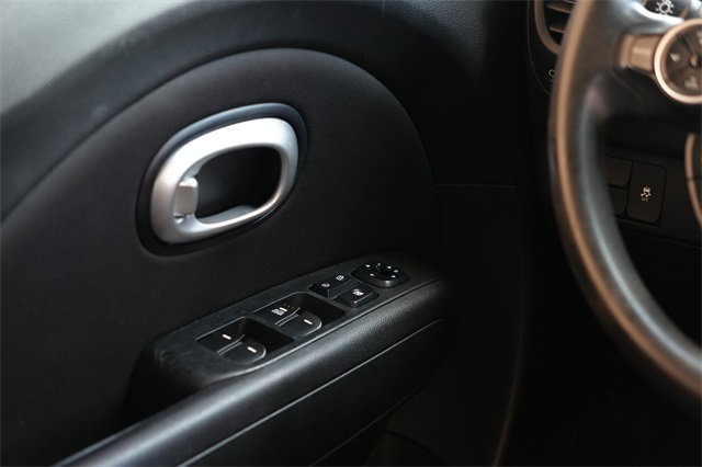 2016 Kia Soul Base photo 16
