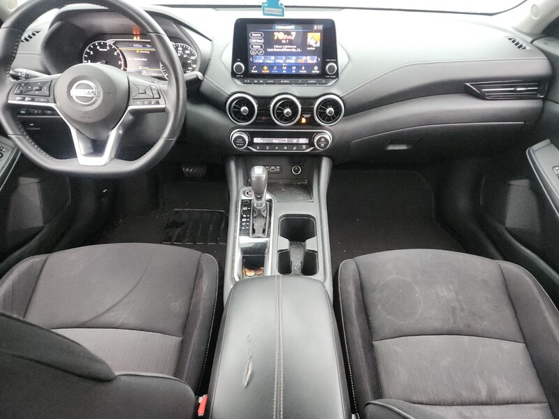 2020 Nissan Sentra SV photo 13