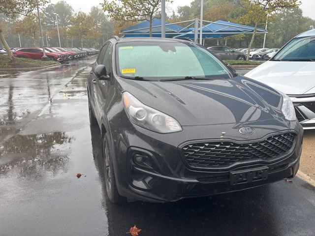 2022 Kia Sportage Nightfall Edition photo 2
