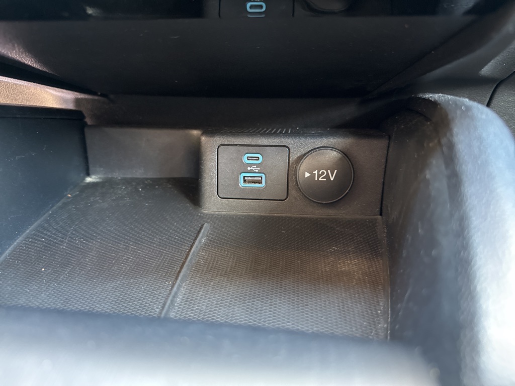 2022 Ford Escape SE photo 24