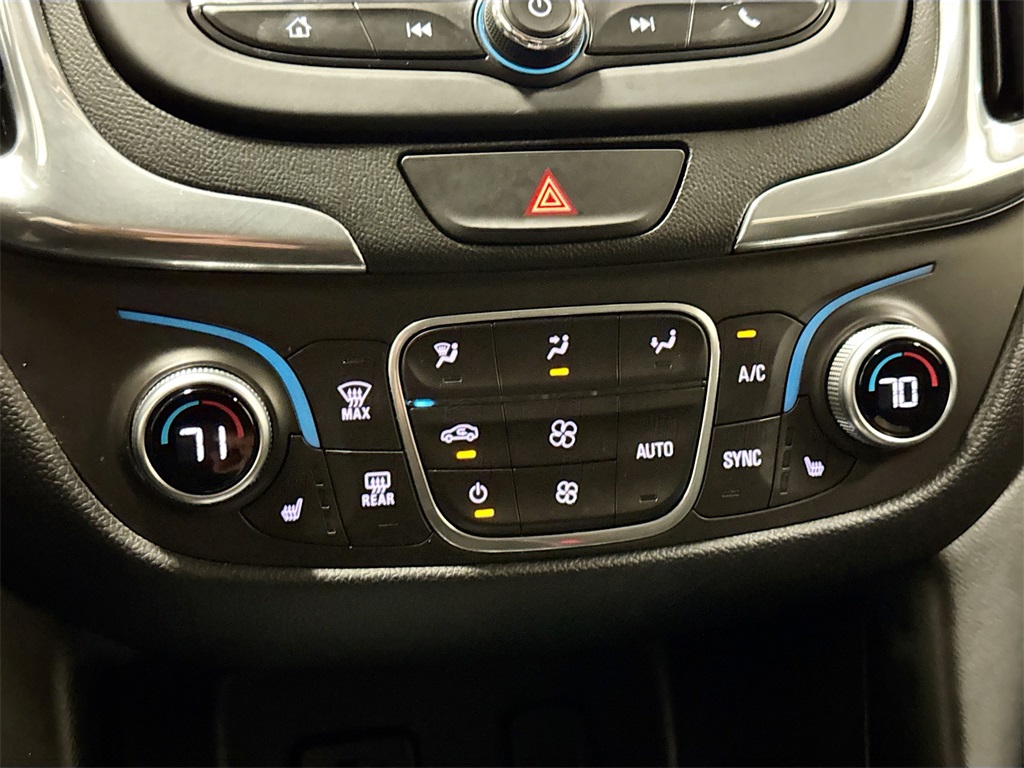 2018 Chevrolet Equinox LT photo 29