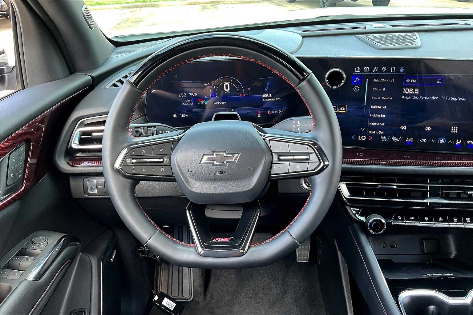 2024 Chevrolet Traverse RS photo 5