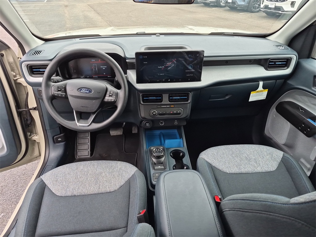 2025 Ford Maverick XLT photo 17